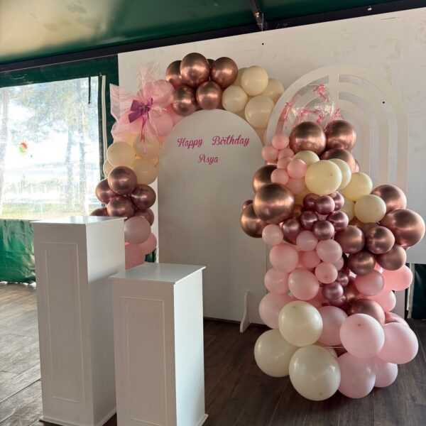 Antalya Butik Doğum Günü Organizasyonu Dolce Vita - Antalya Lüks Doğum Günü Süsleme Balon Konsepti Dolce Vita